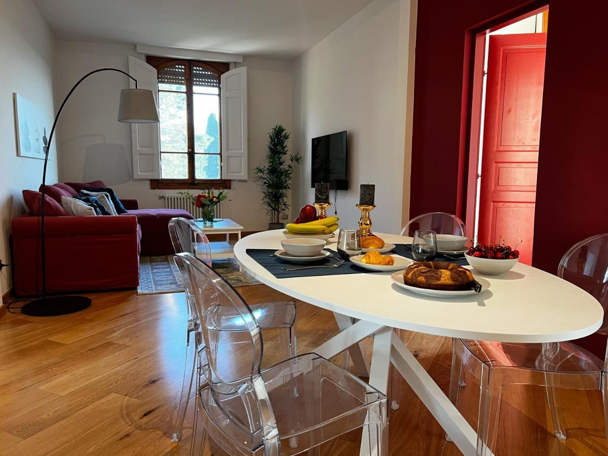 Chic Apt In Villa - Dolcevita Holiday Florenz Exterior foto